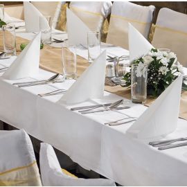 Nappe rectangulaire blanche 100% polyester pour mariage et receptions