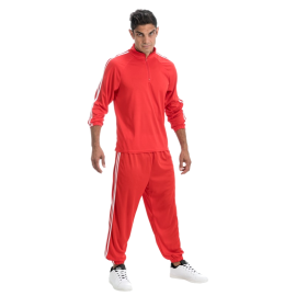 Homme en déguisement de rappeur rouge 2 pièces taille XL, style hip-hop vintage, disponible sur Badaboum.fr.