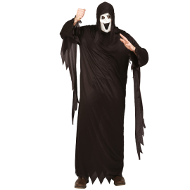 Homme vêtu du costume de Fantôme Tueur pour Halloween avec masque effrayant